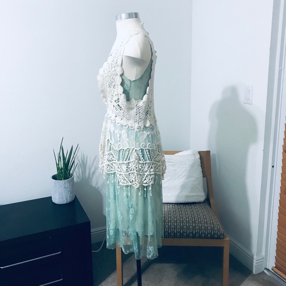 VINTAGE DESIGN LACE MINT DRESS W/VEST - Picture 2 of 14